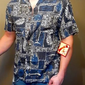 Caribbean Joe Button down Hawaiian shirt